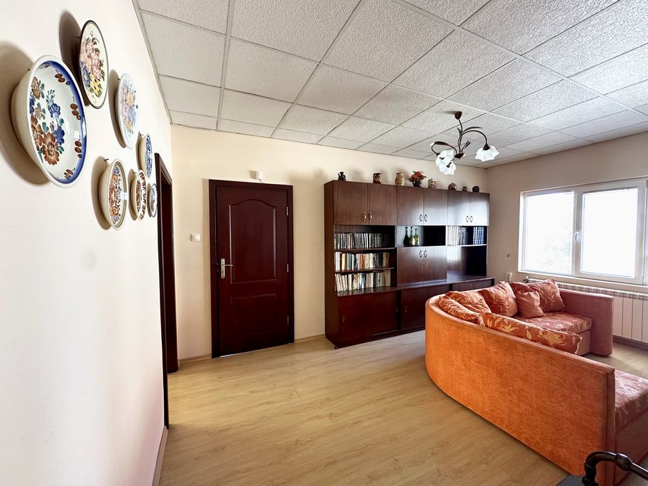 Масивна къща за ПРОДАЖБА в гр.Средец, обл.Бургас