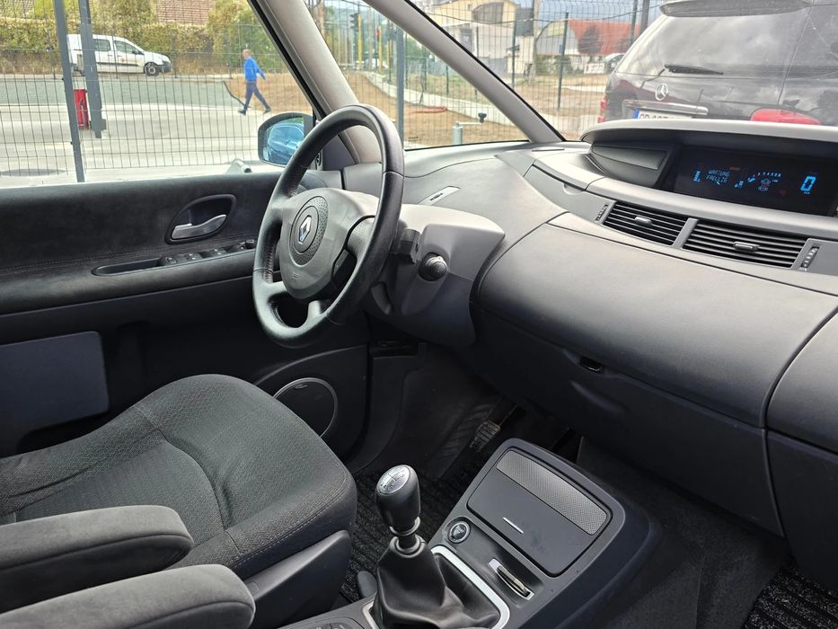 Renault Grand espace 2.0i-Turbo/6+ 1м./Лизинг