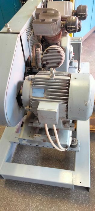 Compresor cu piston Boge