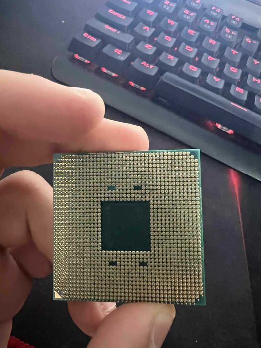 Ryzen 5 3400g 100 lei!