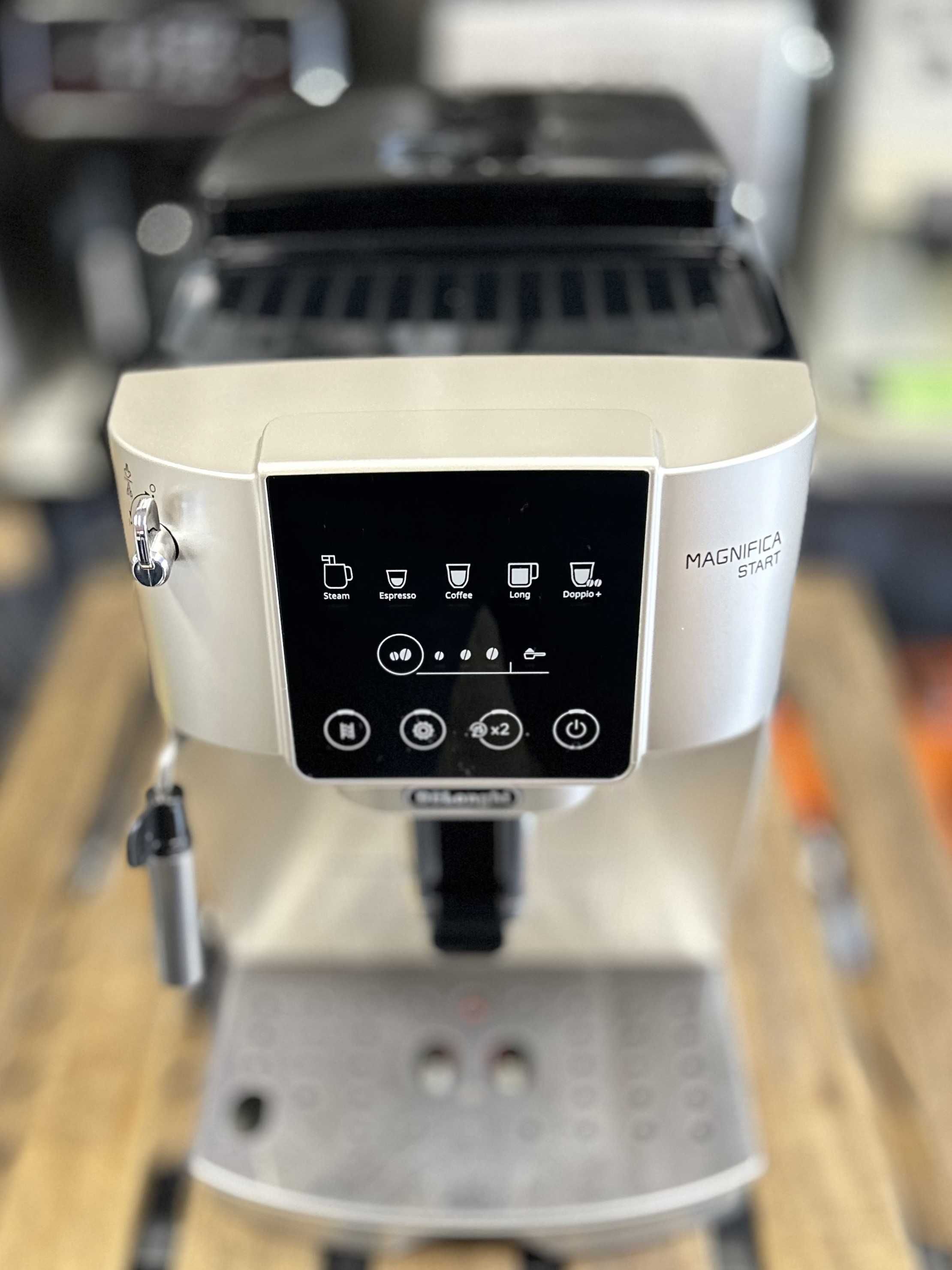 Кафемашина Delonghi Magnifica Start