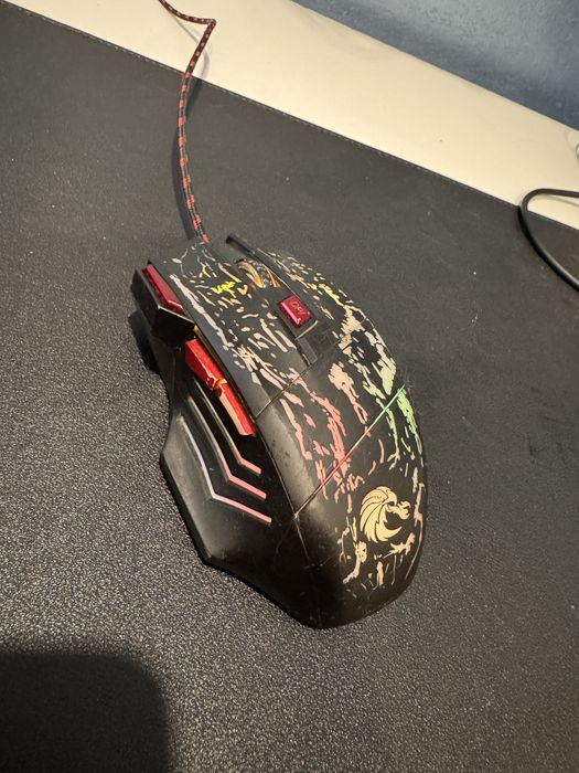 Продам игровую мышь