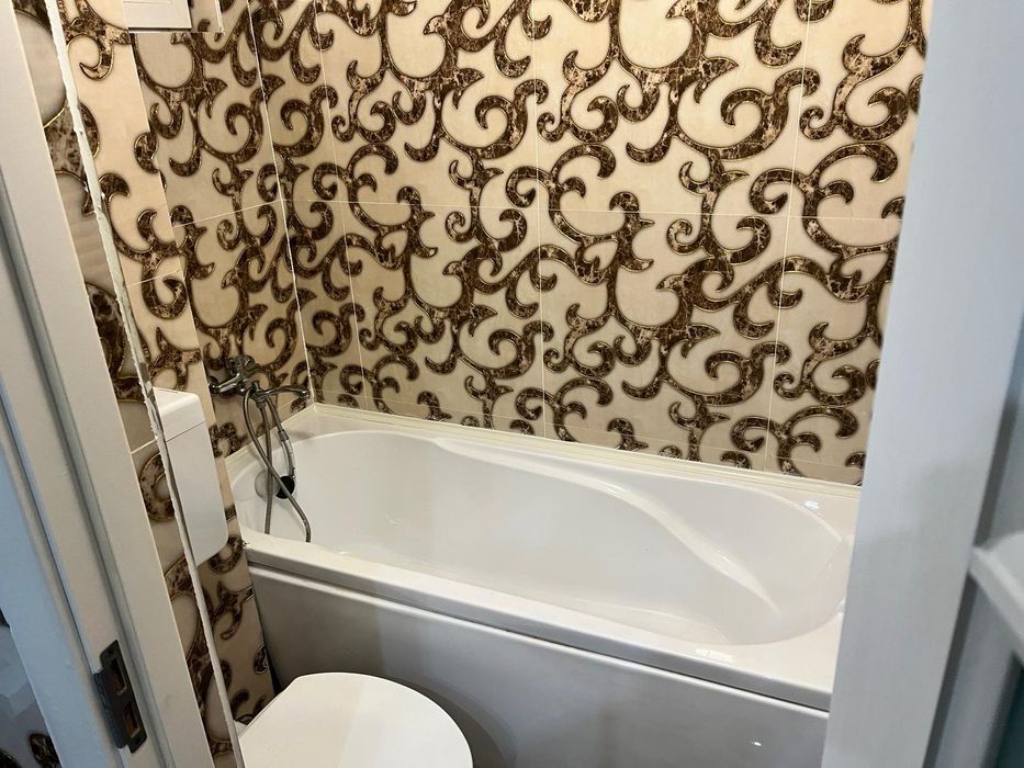 Dau in chirie apartament Carpați 1 cu 2 canere