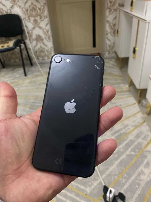 iPhone SE 2022 сатылады