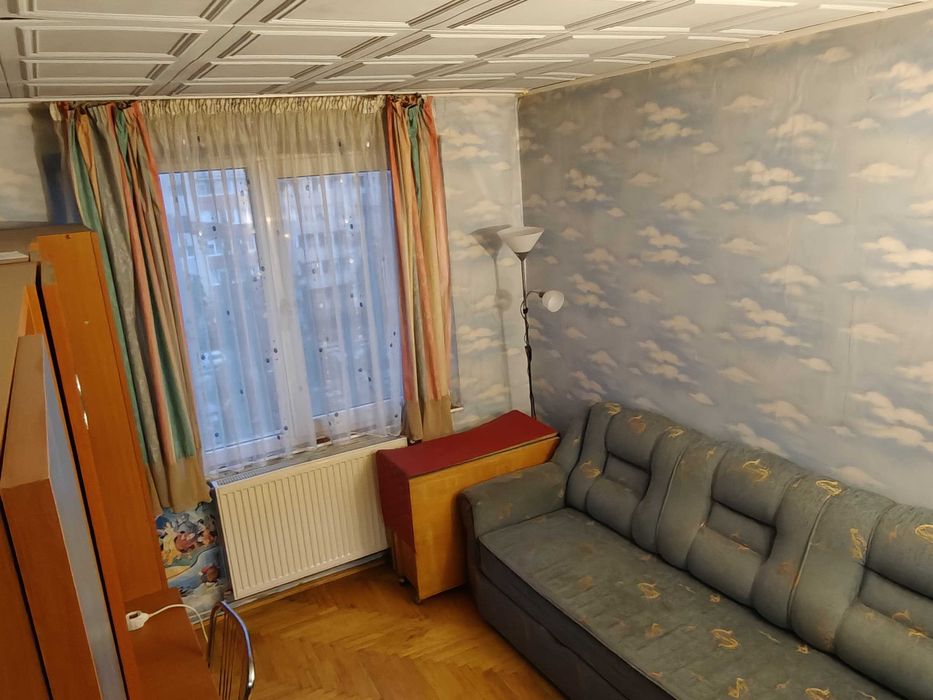 Caut coleg de apartament zona Tractoru