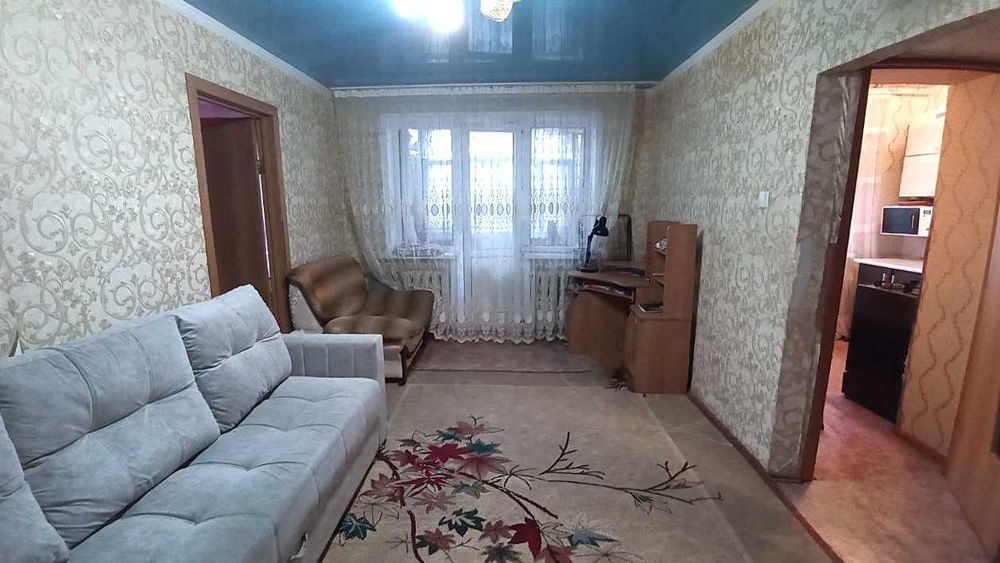 2х комнатная квартира в районе Зорьки