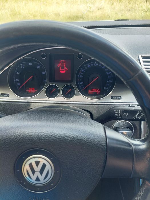 Vindem vw b6 1.4 tsi model 2009
