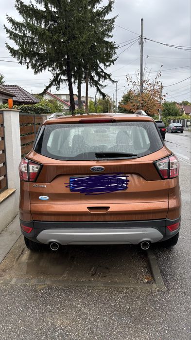 Vand Ford Kuga AWD