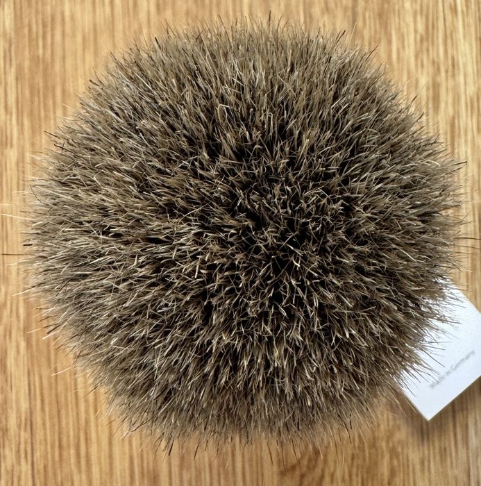 Pamatuf ras/barbierit Muhle par bursuc silvertip, săpun ras stick, noi