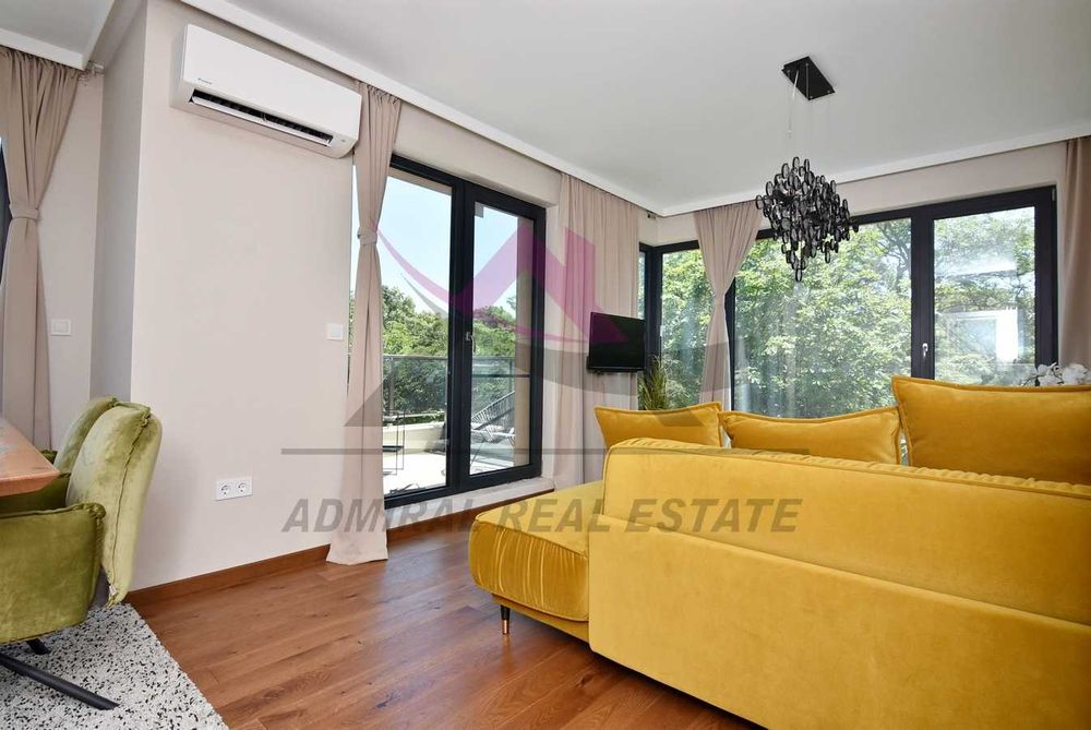 Продава се Двустаен апартамент в Варна, Център - 89 кв.м за 4472 €/кв.м - Снимка #6