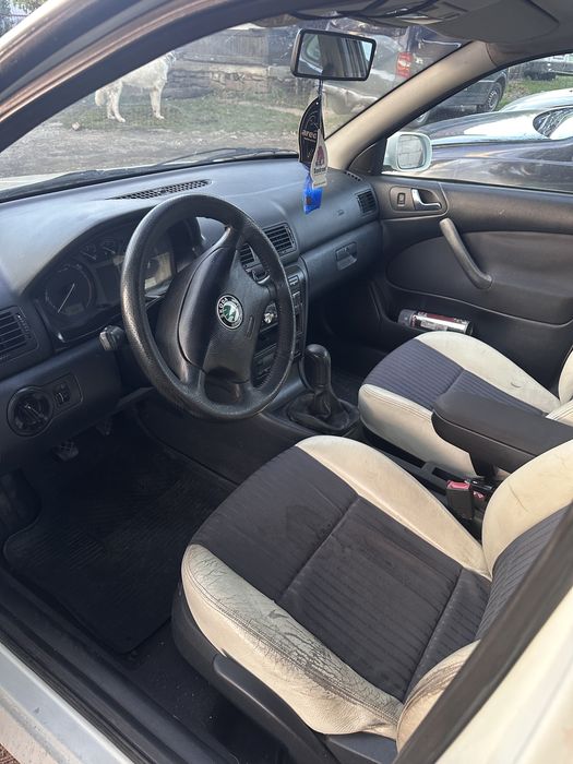 Skoda Octavia 2000