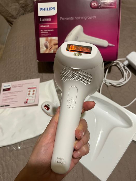 Фотоепилатор Philips Lumea SC1997/00