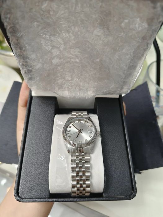 Новые часы из Южной Кореи