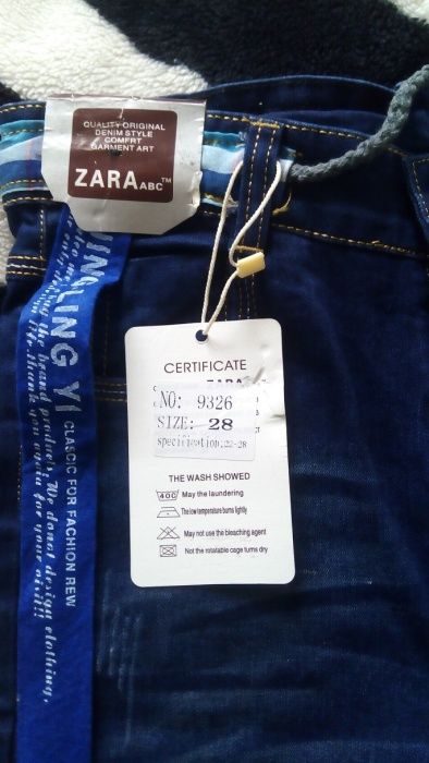 Новые джинсы ZARA 28 размер