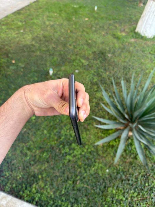 iPhone 11 64 gb srochni