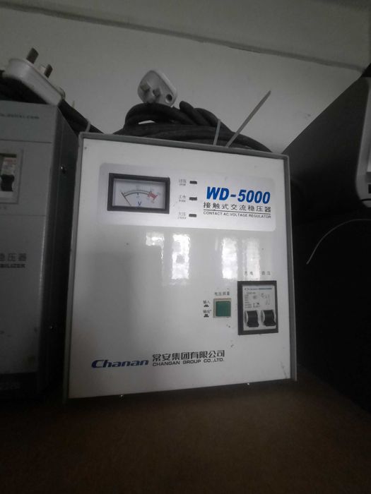 stabilizatoare de tensiune cu servomotor, monofazice