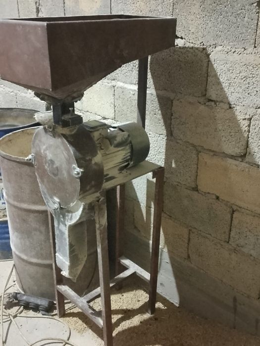 Дробилка для зерна