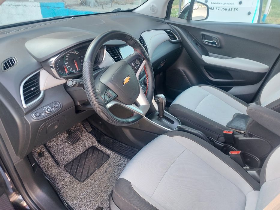 Продаю срочно трекер 1 примьер. Тоза. Чистая.