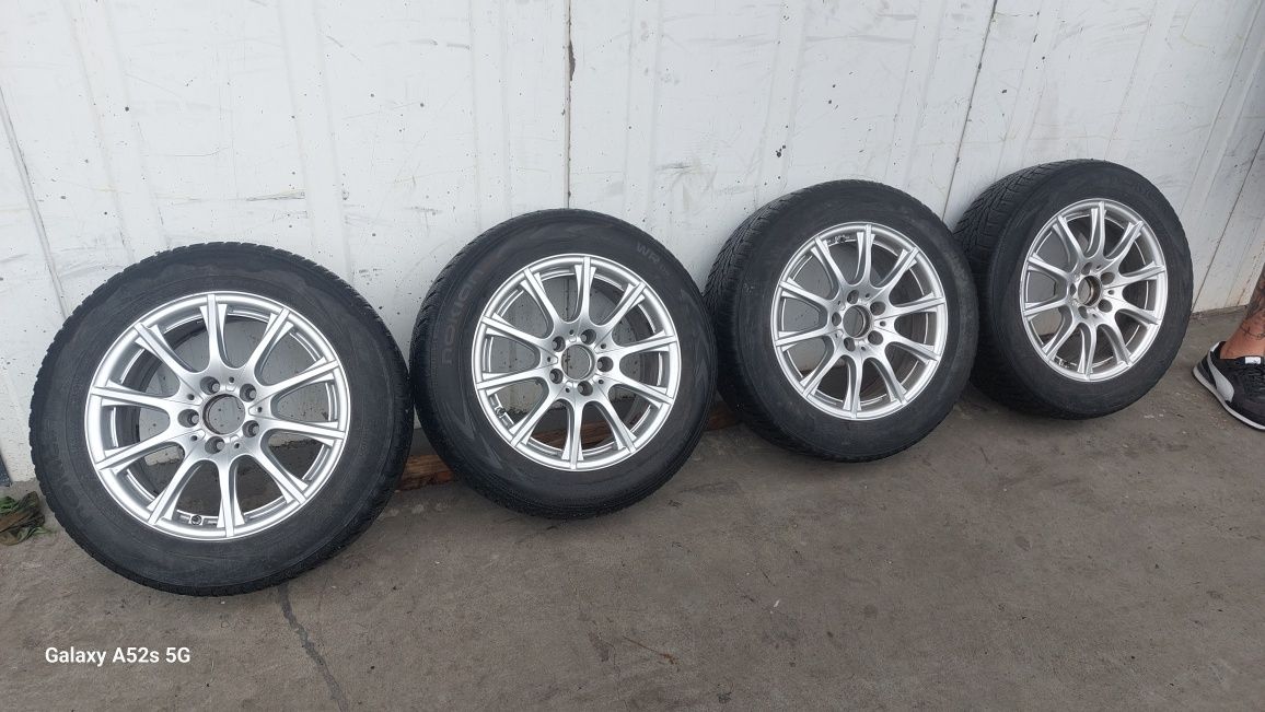 Vand set jante originale pe 16 de Mercedes