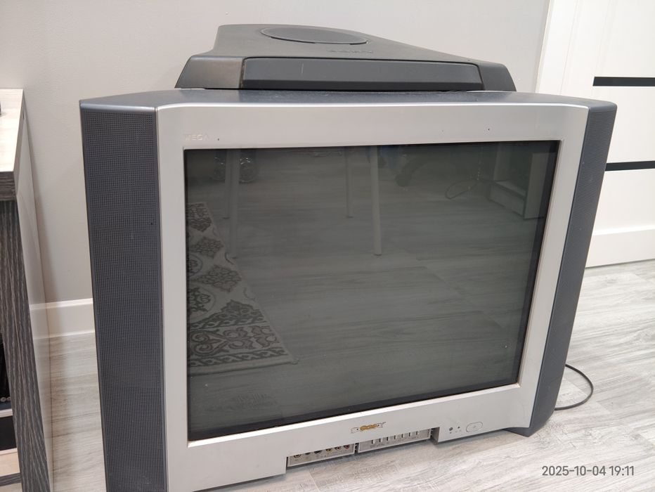 Sony Trinitron Wega Color TV KV-SR29M99K