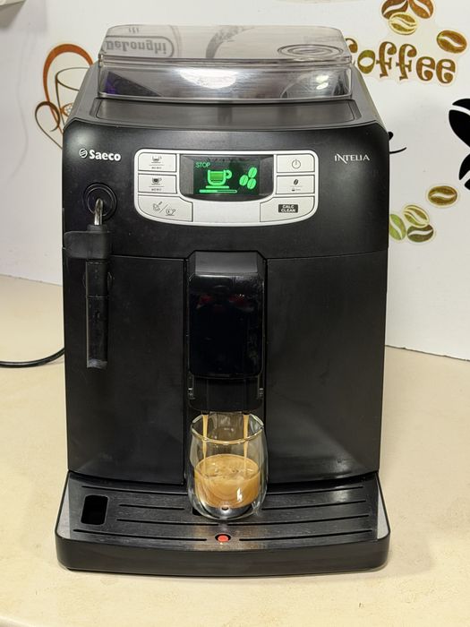 Кафемашина кафе автомат Saeco intelia с гаранция