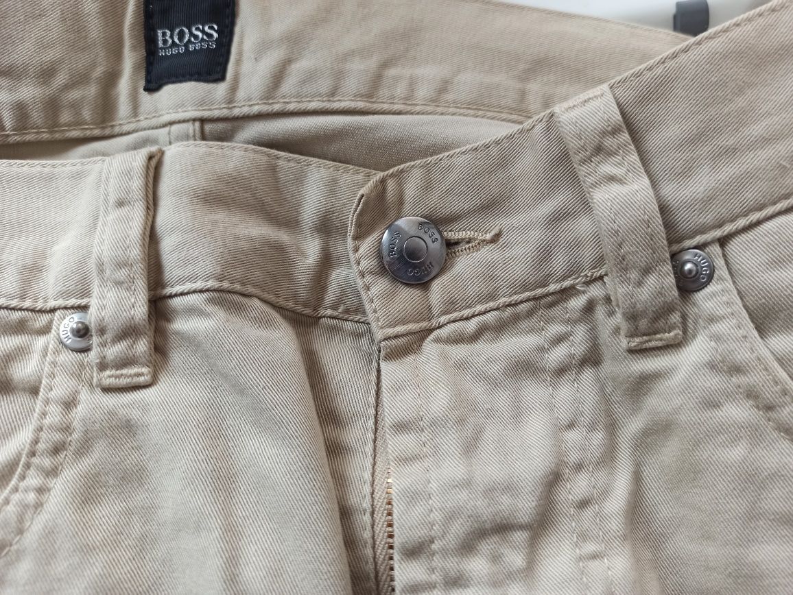 Pantaloni Hugo Boss masura 32 M noi