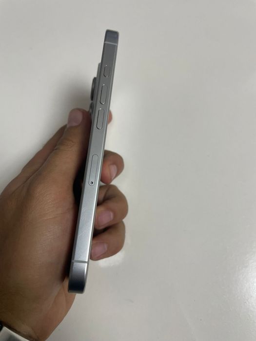 iPhone 16 Pro silver 128Gb neverlock