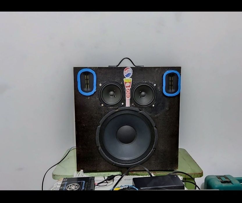 Evenimente/Muzica/boxe de închiriat.