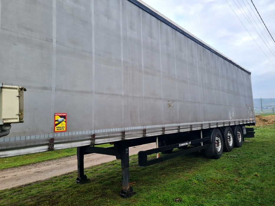 Vând semiremorca schwarzmuler