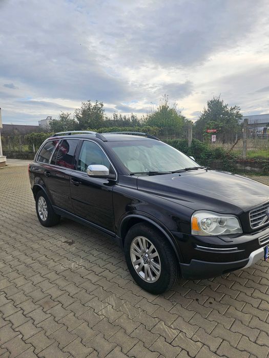 Volvo XC90 D5 4x4 2.4 Diesel 200 Cp