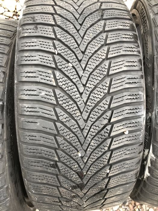 Зимни гуми 4бр.215/40R17