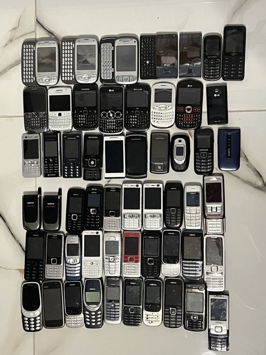 Telefoane de colectie toate functionale se vinde lot!
