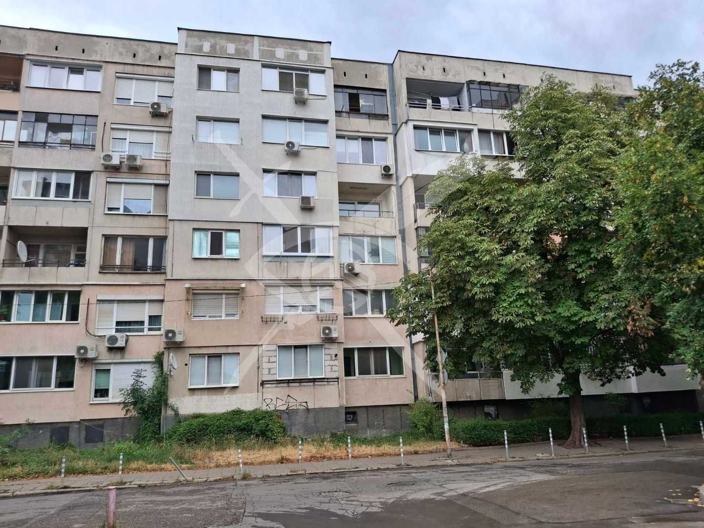 Двустаен апартамент в жк. Лагера № 86179
