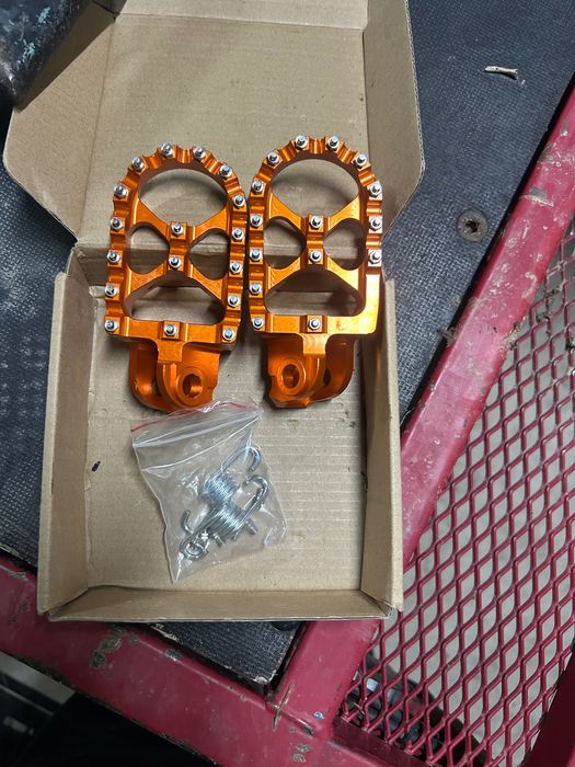 Степенки за ендуро мотор