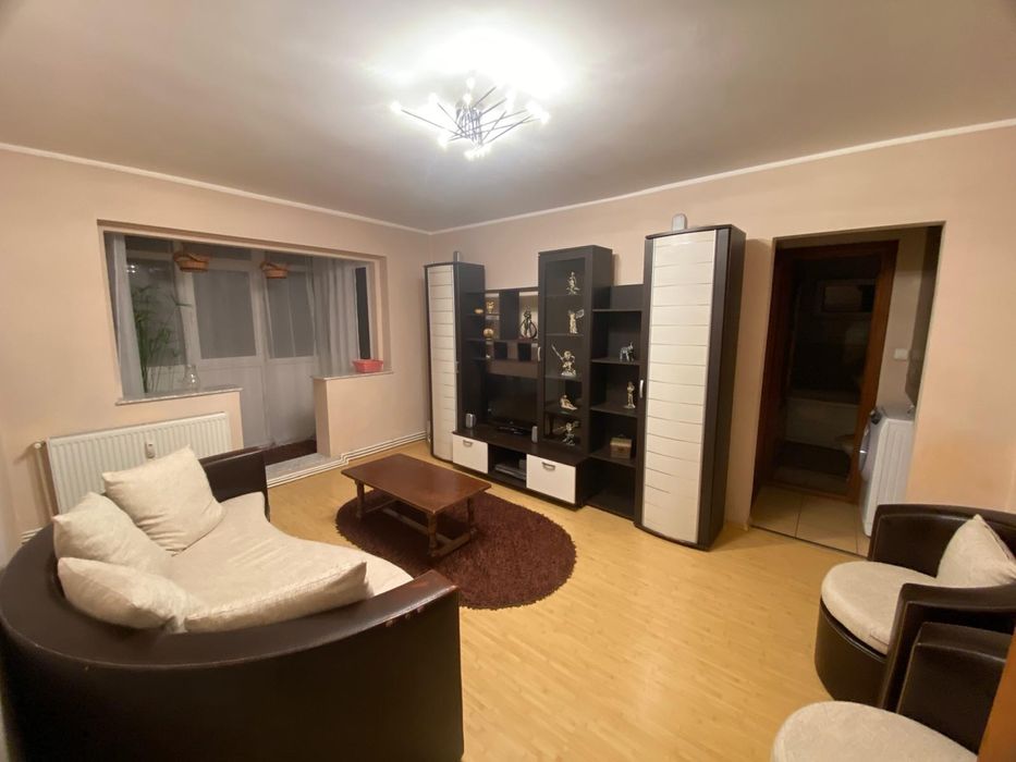 Închiriez apartament cu 2 camere in regim hotelier,.