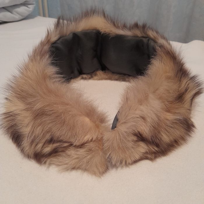 Vând Guler Blana Naturala (Vulpe polara)