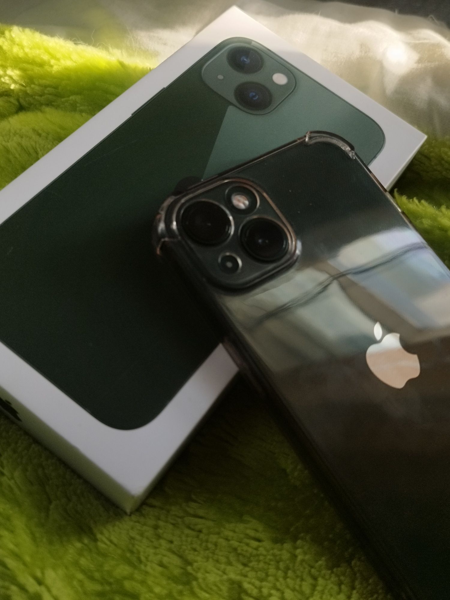 IPhone 13 green 256 gb