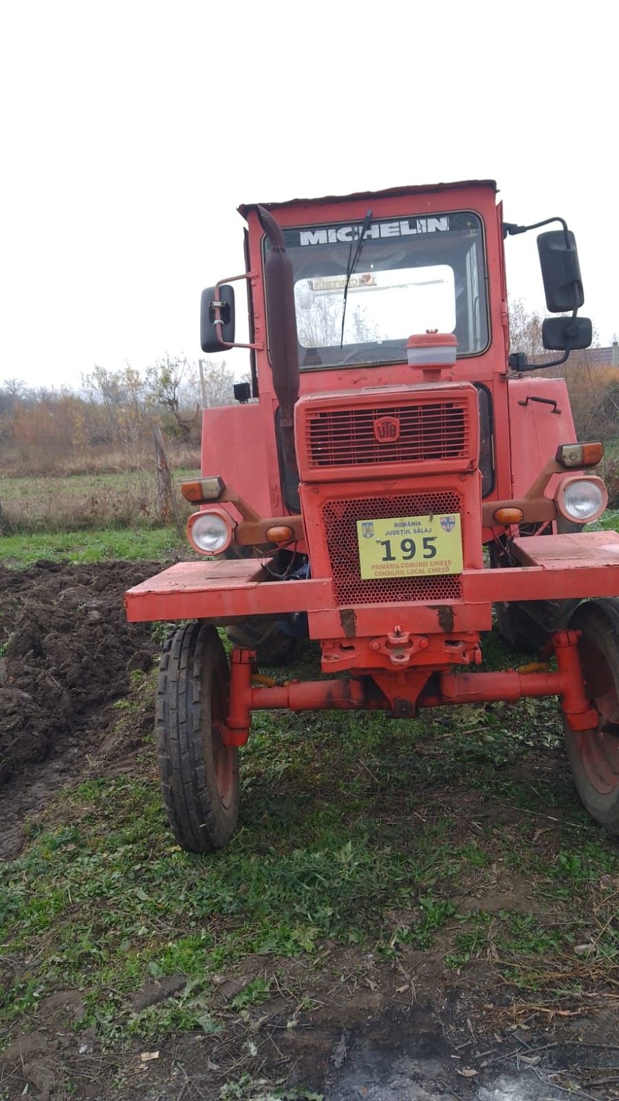 Vand tractor utb