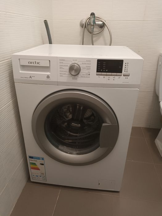 Masina de spalat rufe ARCTIC, 8kg, 1200RPM