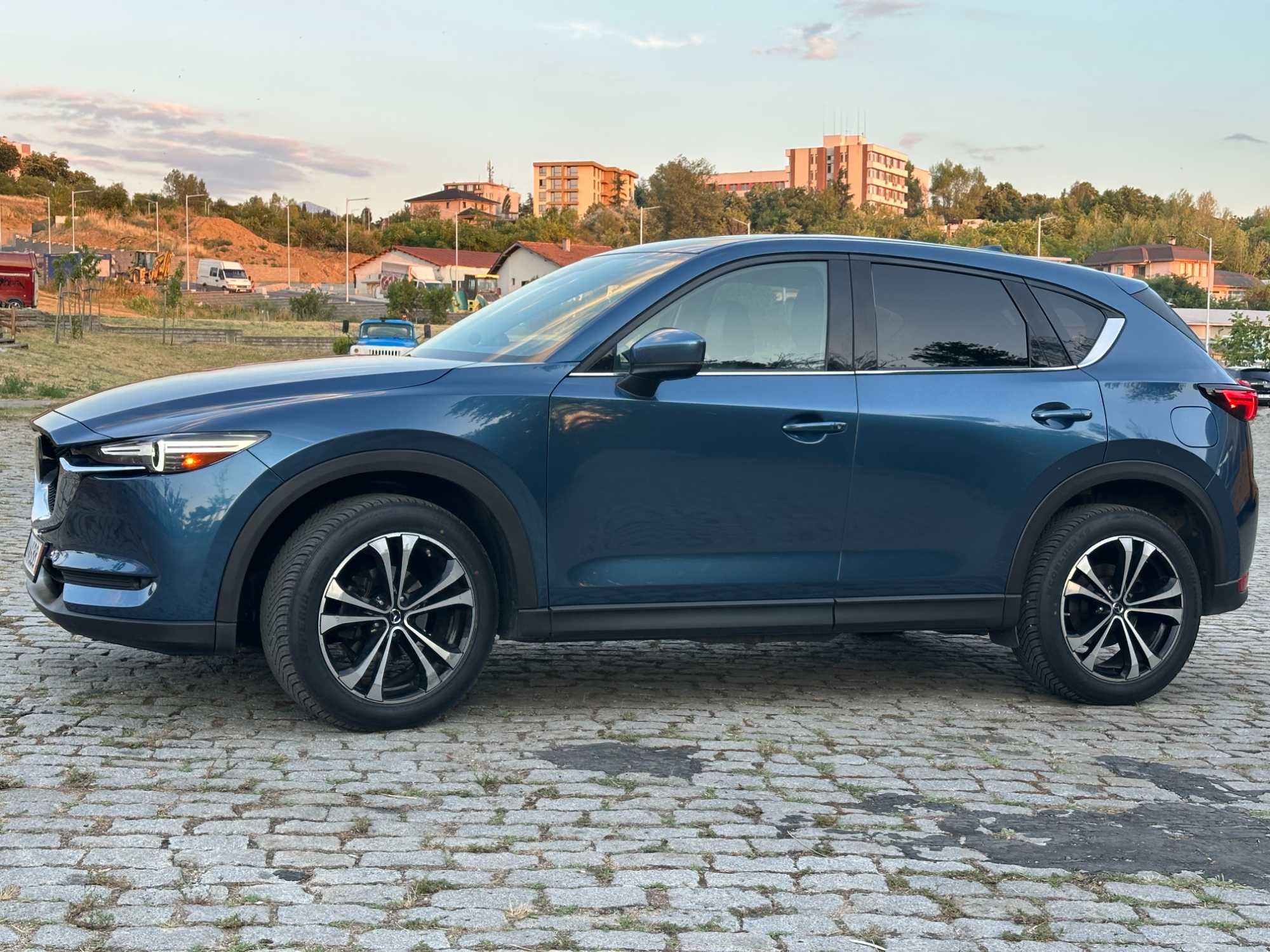Mazda CX-5 Grand Touring AWD – модел 2019 г. с богато оборудване