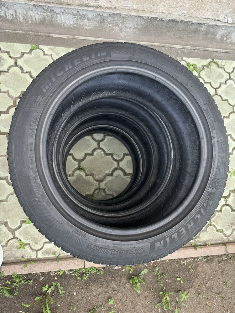 Шины MICHELIN 235/45/18