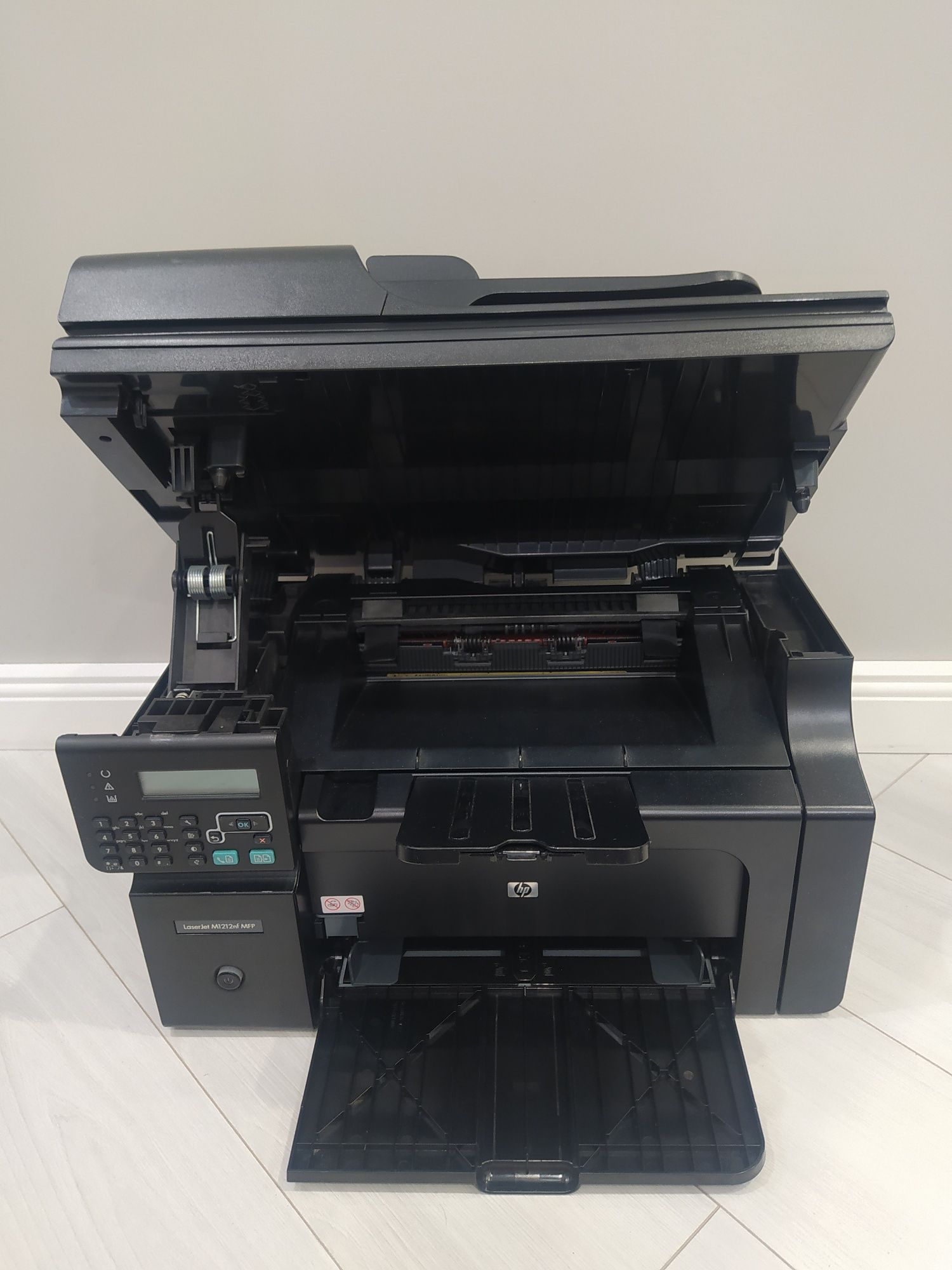 Лазерный принтер Hp laserjet M1212nf MFP