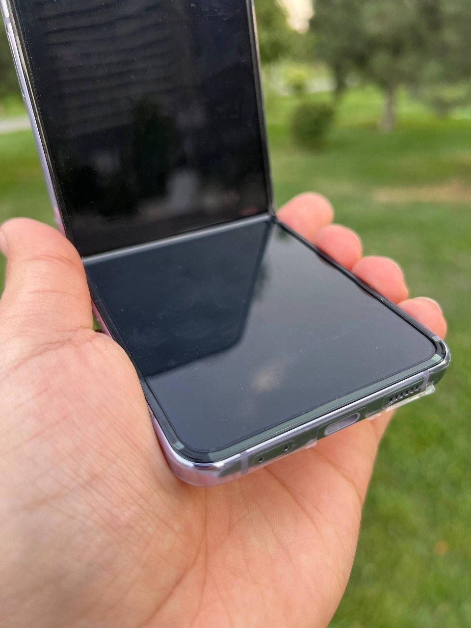 Samsung galaxy z flip 4 5G 8/256gb snapdragon 8gen 1
