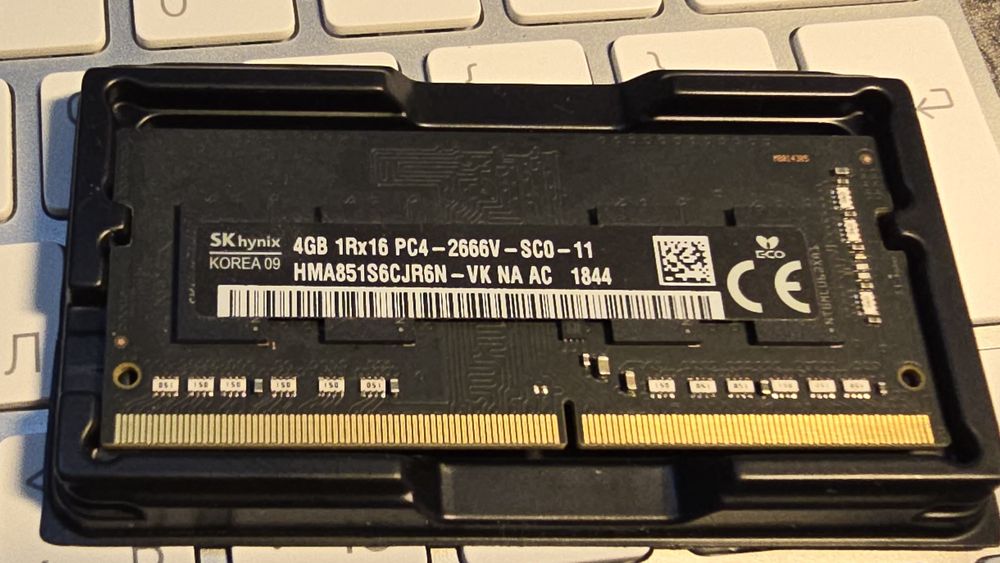SK Hynix 4gb PC4-2666V SODIMM