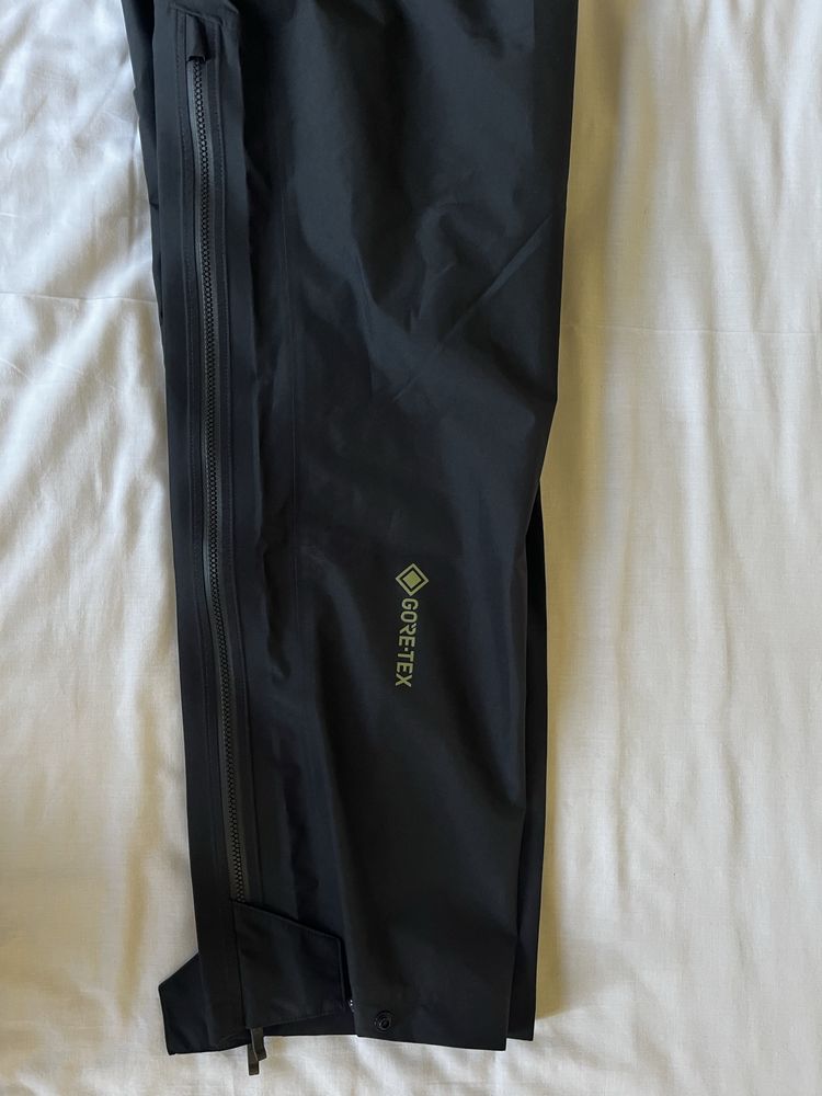 Арсенал адидас панталон gore tex х maharishi