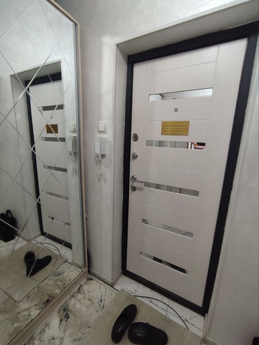 Арендага квартира ойлага қиз болларга Чилонзор Фарход бозори 65к² кота