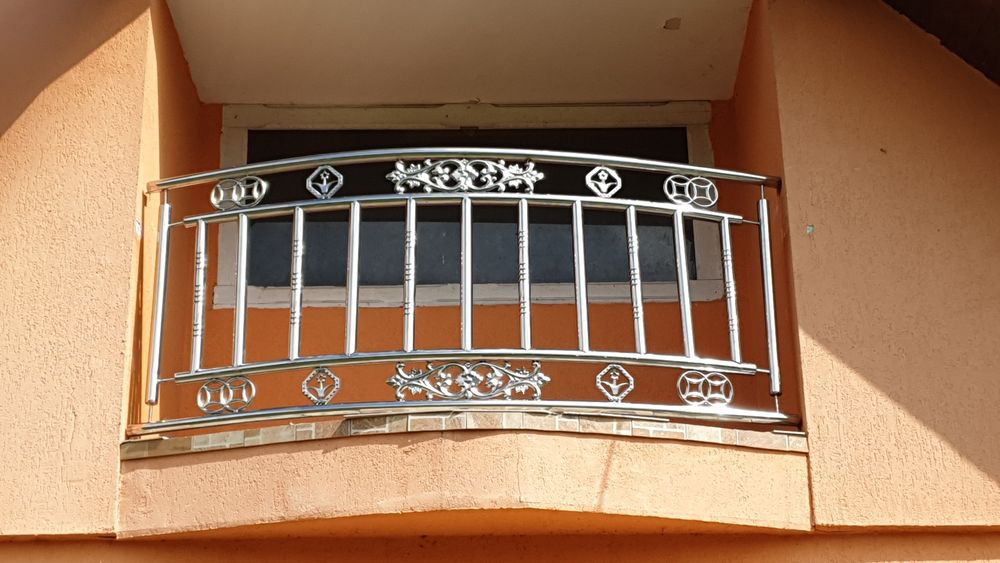 Porți garduri  balustrade