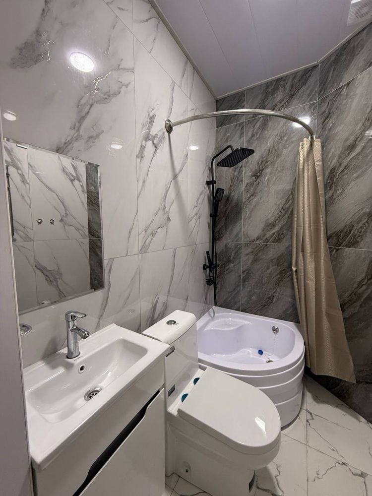 Продается 2 ком. Квартира площадью 43 кв.м. На Партсъезде ор. Гор. Суд