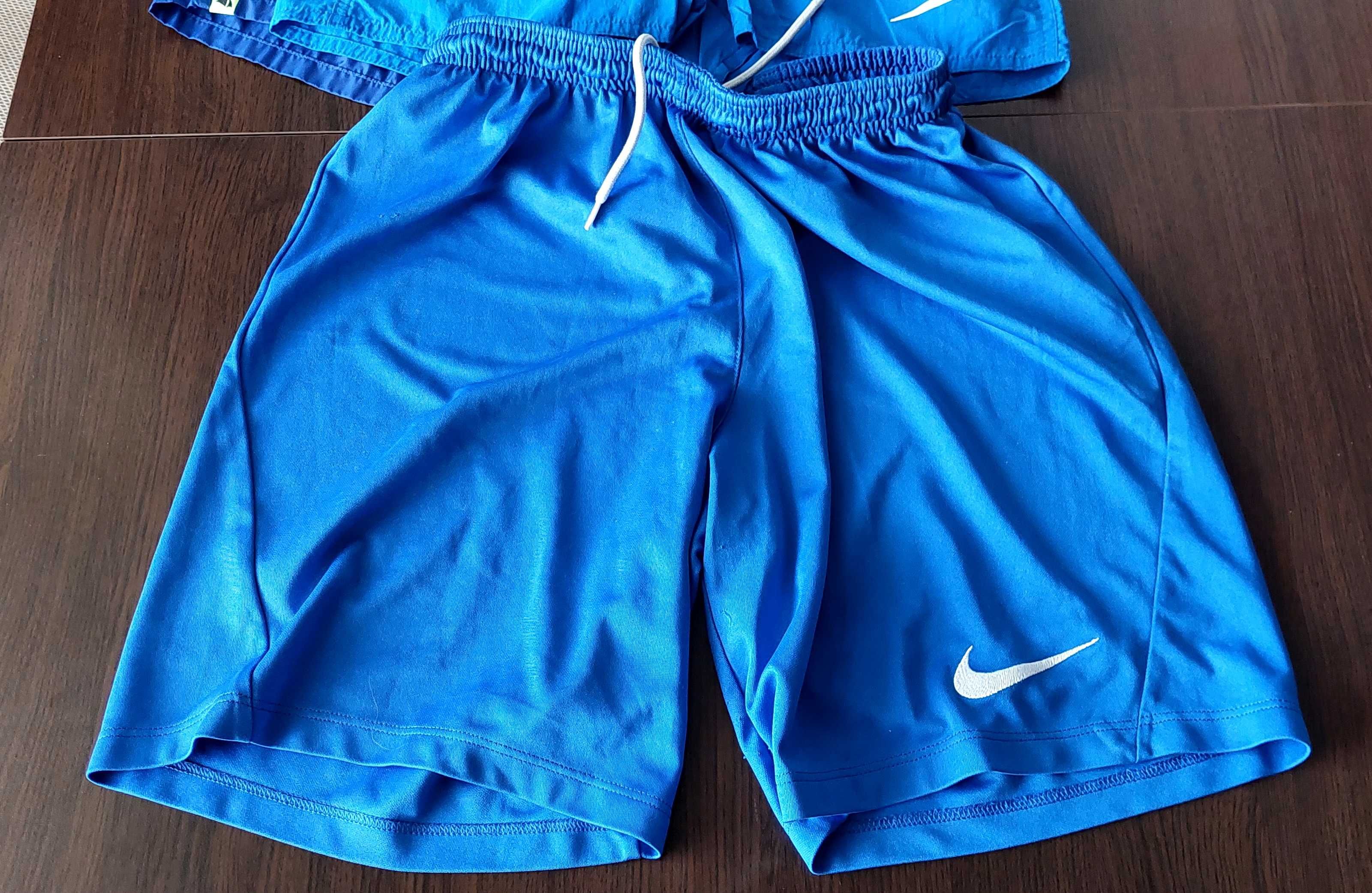 Сет Speedo шорти + бански за плуване + шорти Nike