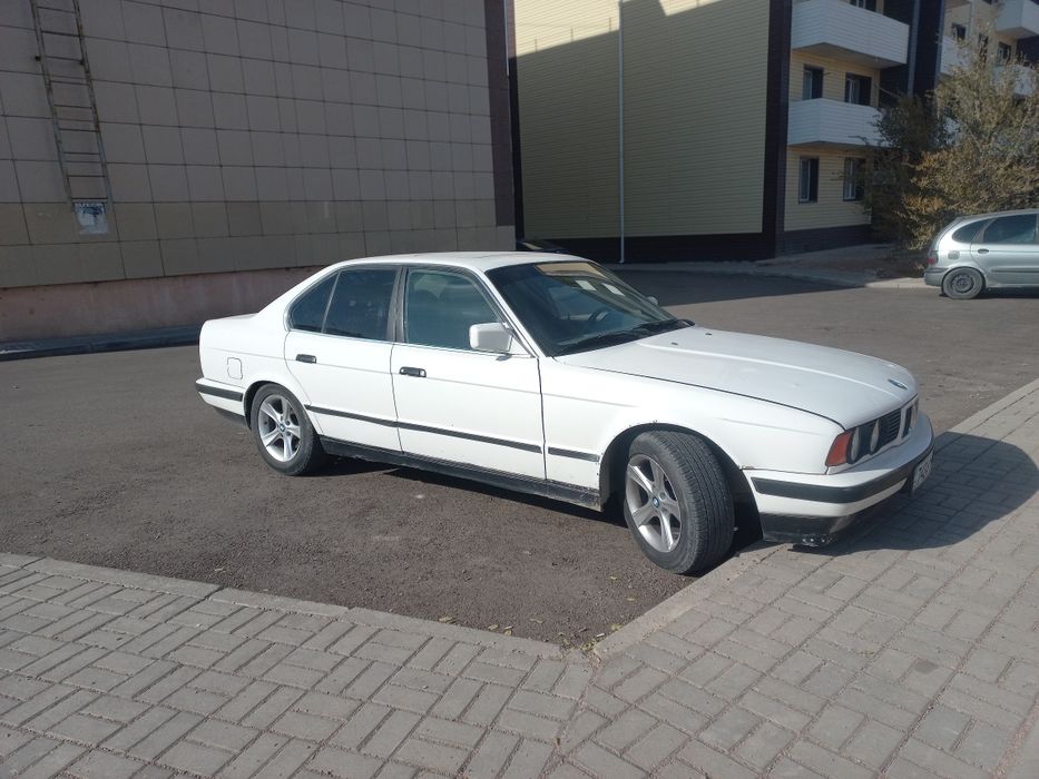 BMW 525 в хорошем состоянии